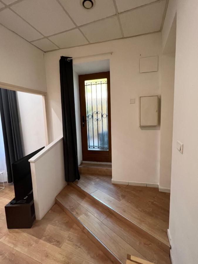 Studio Neuf Climatise Avec Terrasse #4 Toulon Exterior photo