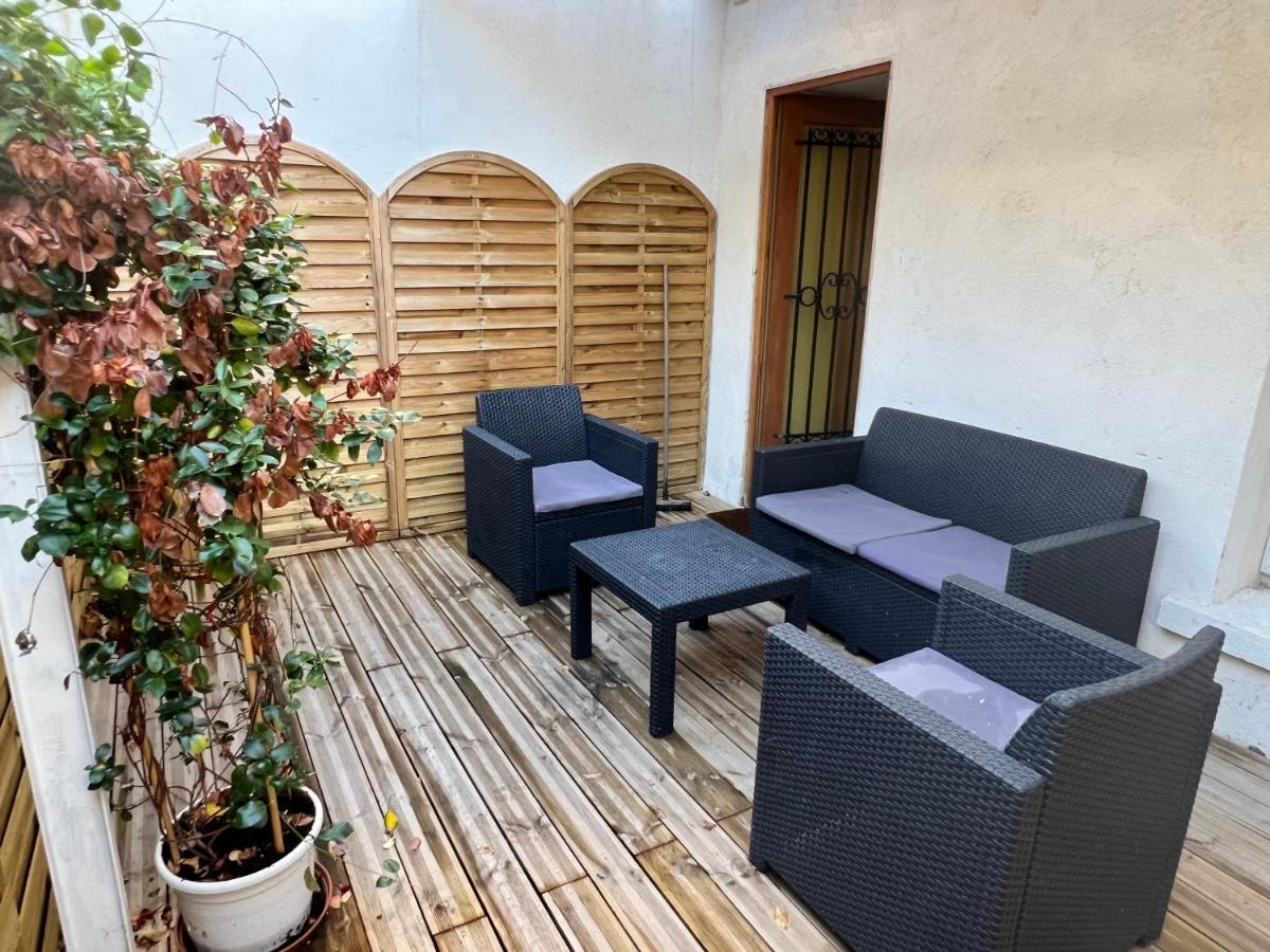 Studio Neuf Climatise Avec Terrasse #4 Toulon Exterior photo