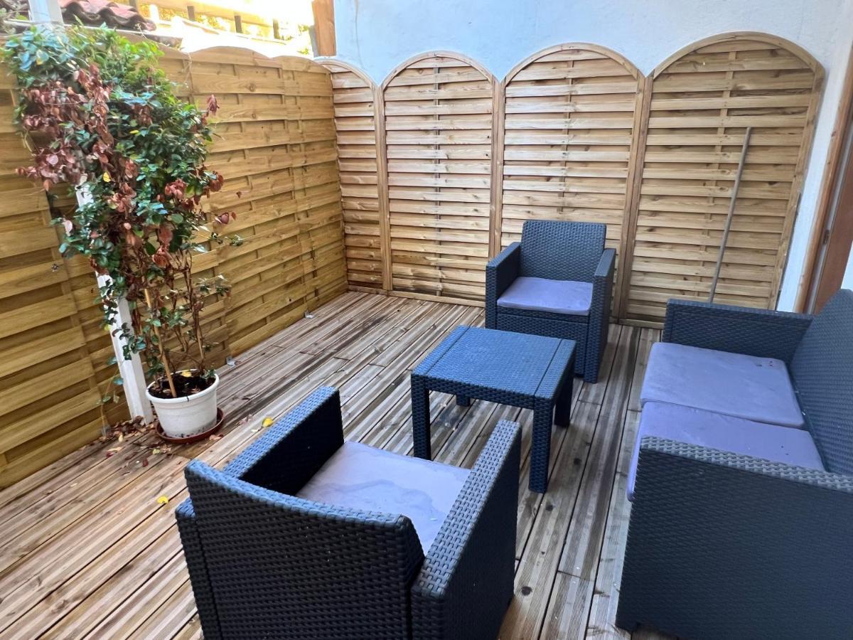 Studio Neuf Climatise Avec Terrasse #4 Toulon Exterior photo